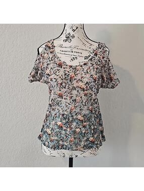 Floral Cold Shoulder Short Sleeve Blouse